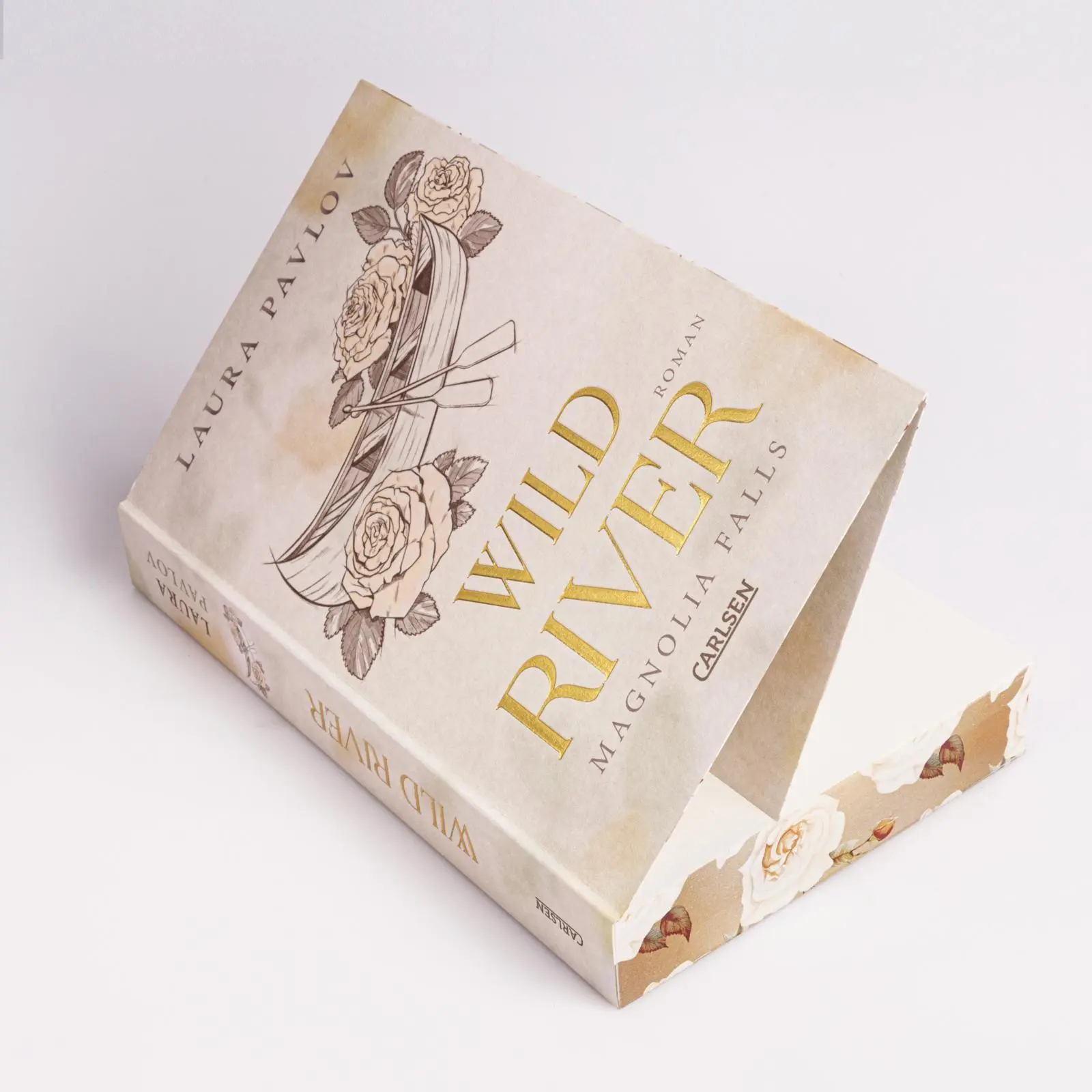 Bild: 9783551586049 | Magnolia Falls 2: Wild River | Laura Pavlov | Taschenbuch | 384 S.