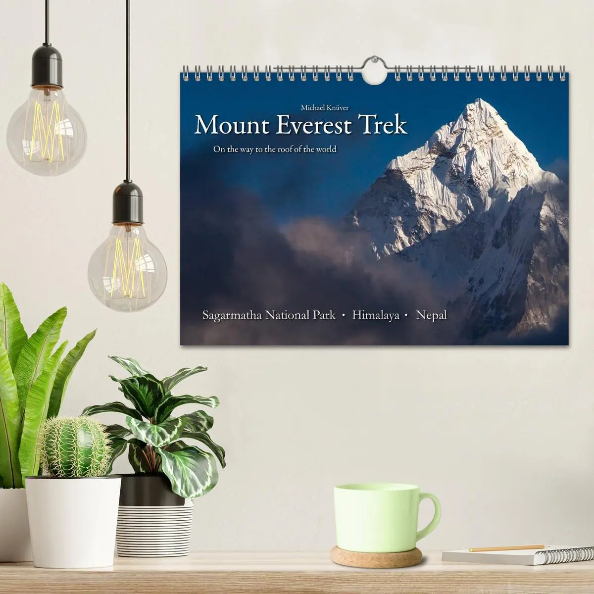 Bild: 9783516579949 | Mount Everest Trek (Wall Calendar 2026 DIN A4 landscape), CALVENDO...