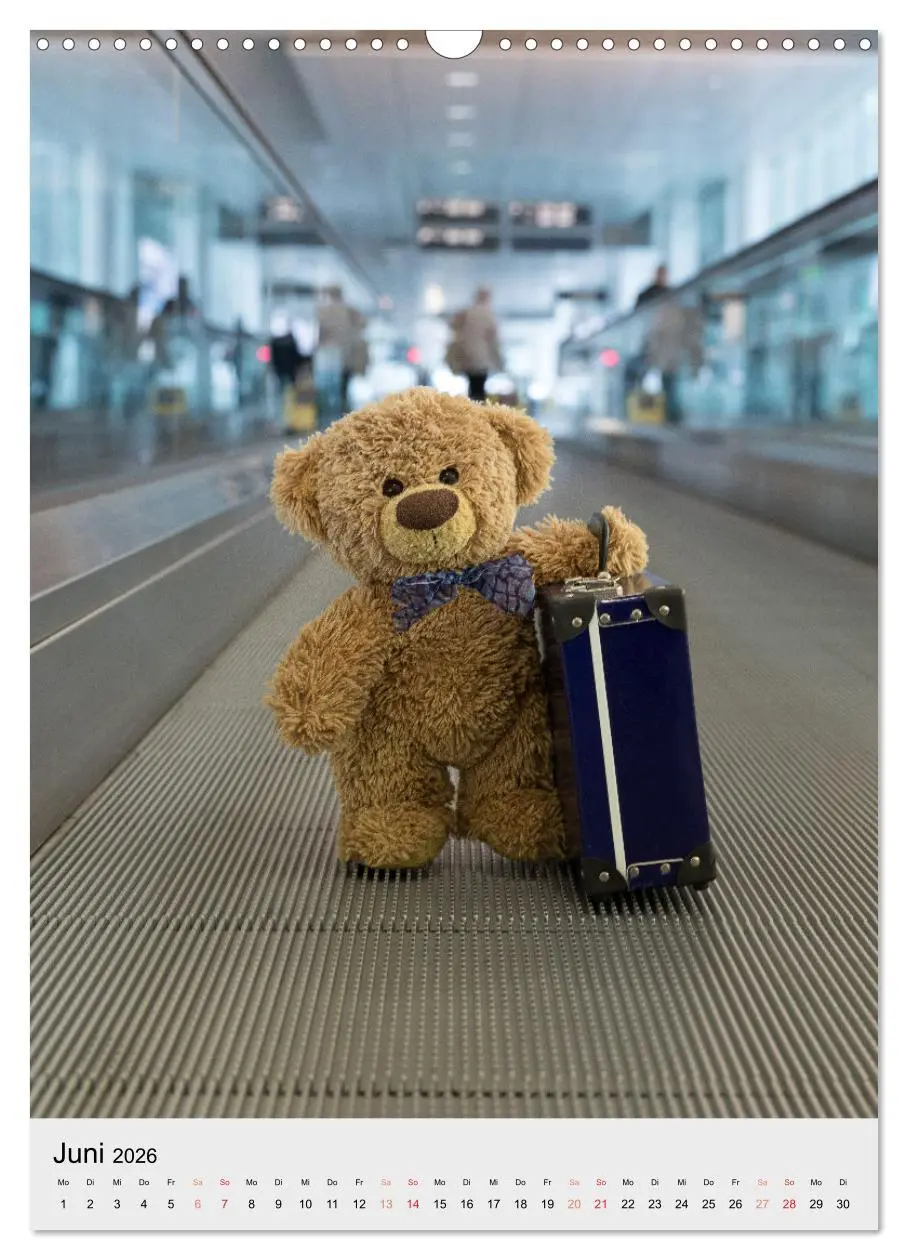 Bild: 9783516341850 | Travelling Teddy liebt es Bunt (Wandkalender 2026 DIN A3 hoch),...
