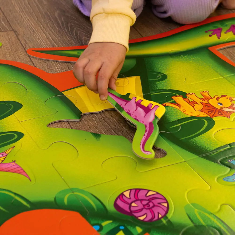 Bild: 5903858962450 | Puzzle Roter Käfer Bodenpuzzle Dinosaurier RK7010-01 | PL RU BY | 2025