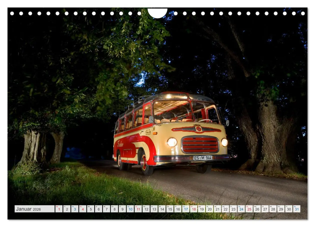 Bild: 9783457374450 | Historische und moderne Busse (Wandkalender 2026 DIN A4 quer),...