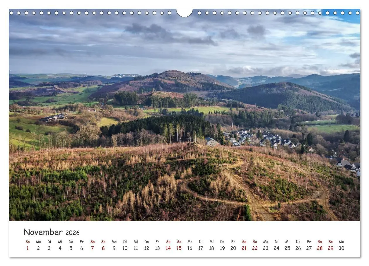 Bild: 9783457894750 | Das Sauerland bei Brilon aus der Vogelperspektive (Wandkalender...