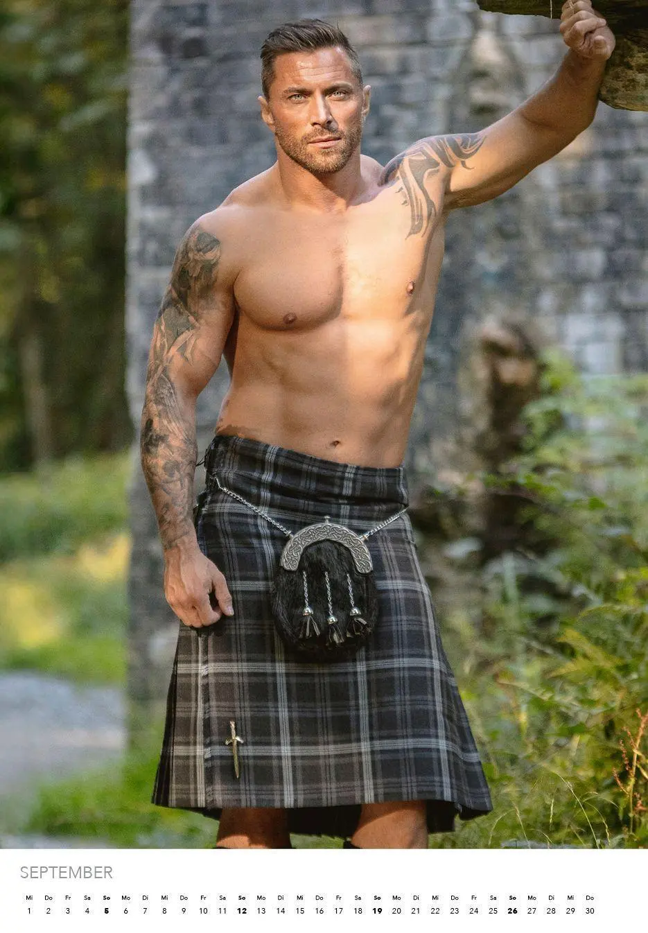 Bild: 9783960585350 | Men in Kilts Kalender 2027 | Schottlands stärkste Kerle | Kalender