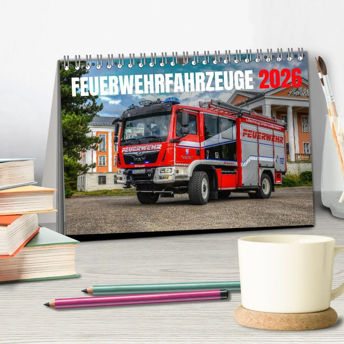 Bild: 9783457625750 | Feuerwehrfahrzeuge (Tischkalender 2026 DIN A5 quer), CALVENDO...