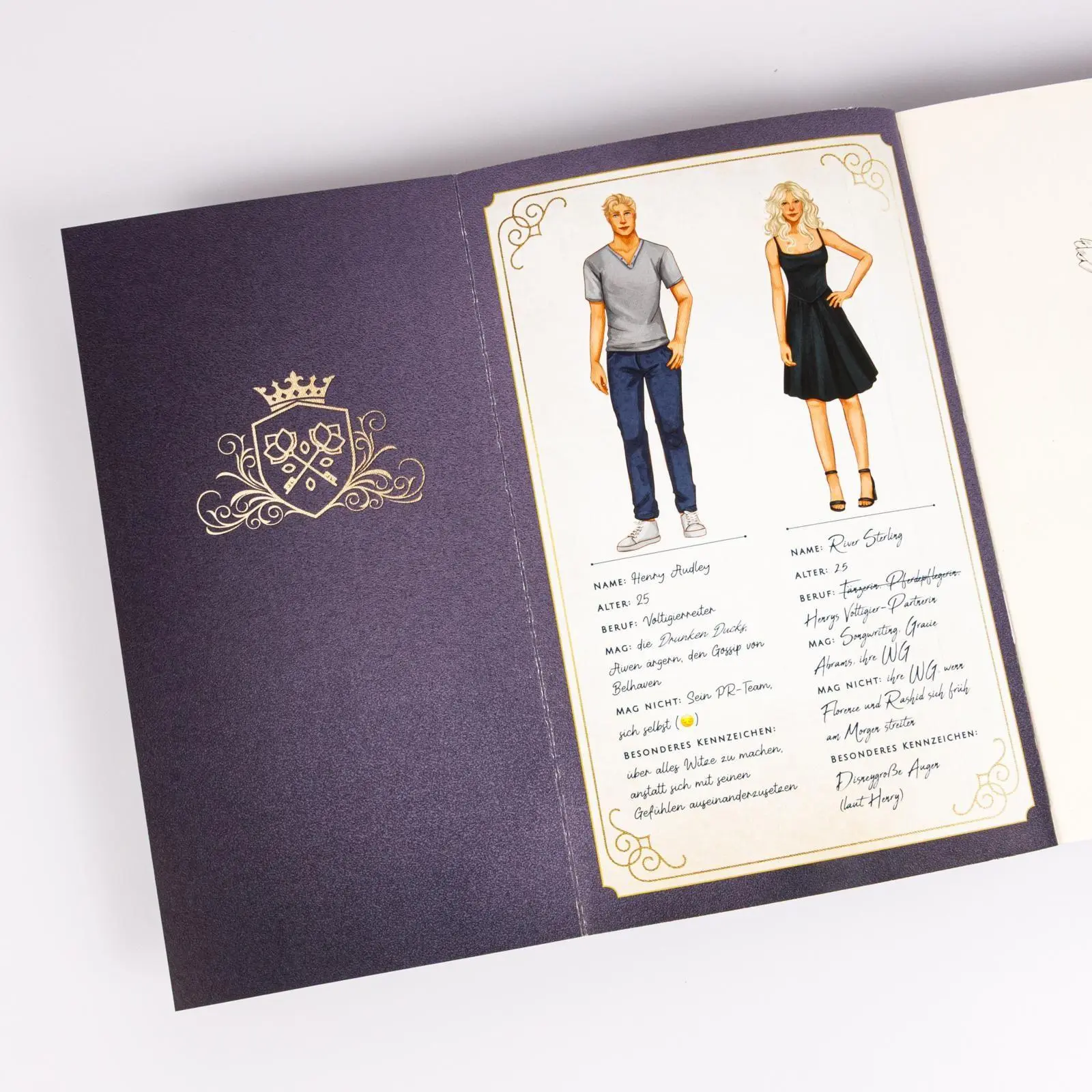Bild: 9783551585950 | Marigold Manor 2: Veiled Ambitions | Lara Holthaus | Taschenbuch