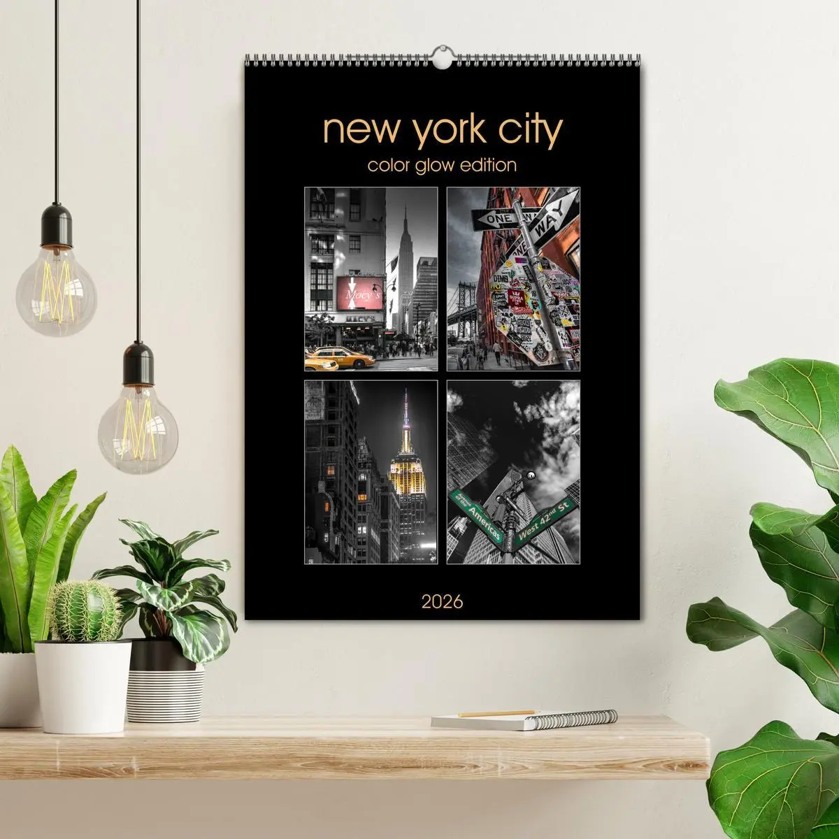 Bild: 9783516397550 | New York City - Color Glow Edition (Wandkalender 2026 DIN A2 hoch),...