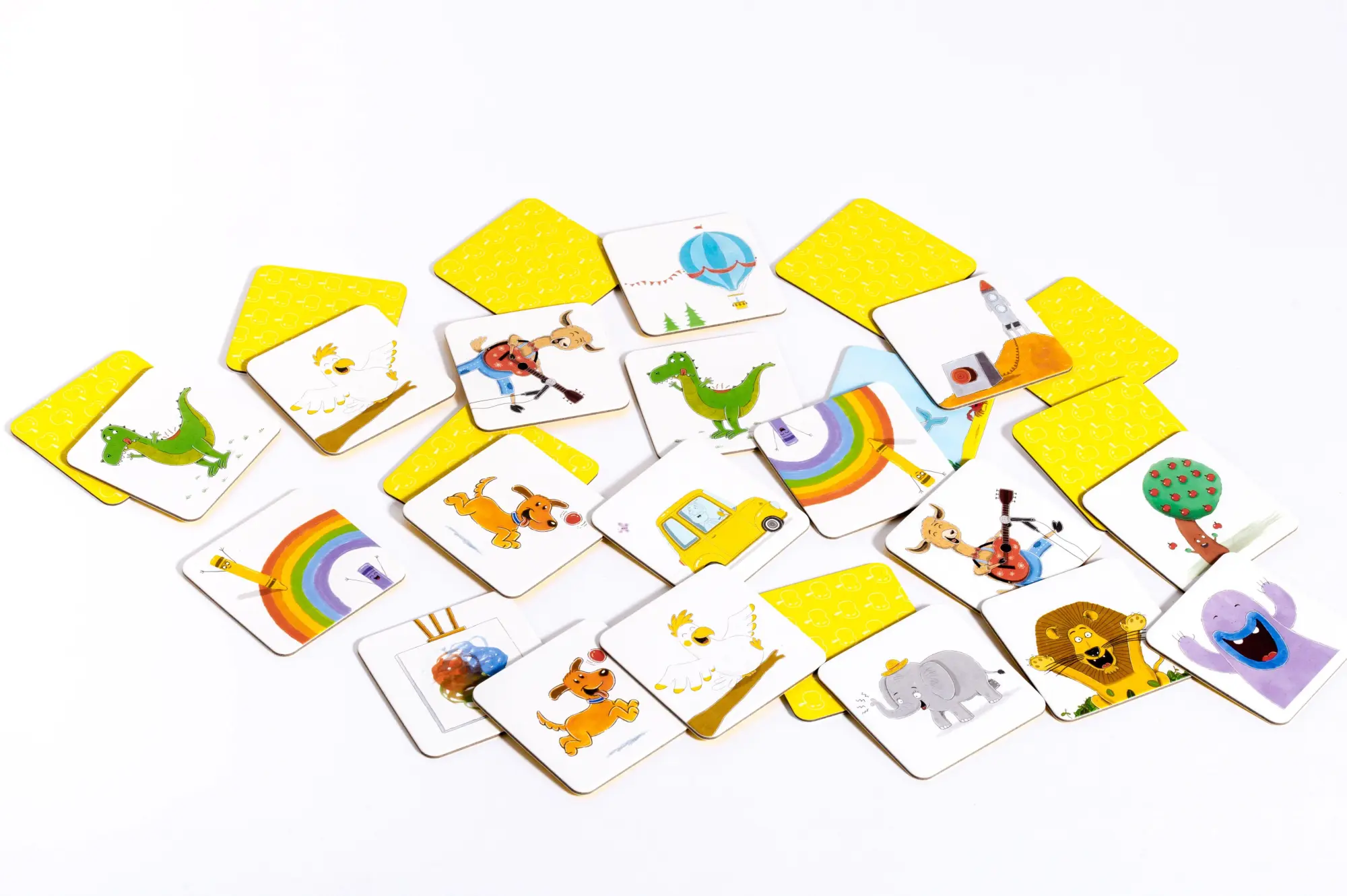 Bild: 4250940200251 | Schüttel den Apfelbaum - Memo-Spiel mit 40 Spielkarten im Karton....