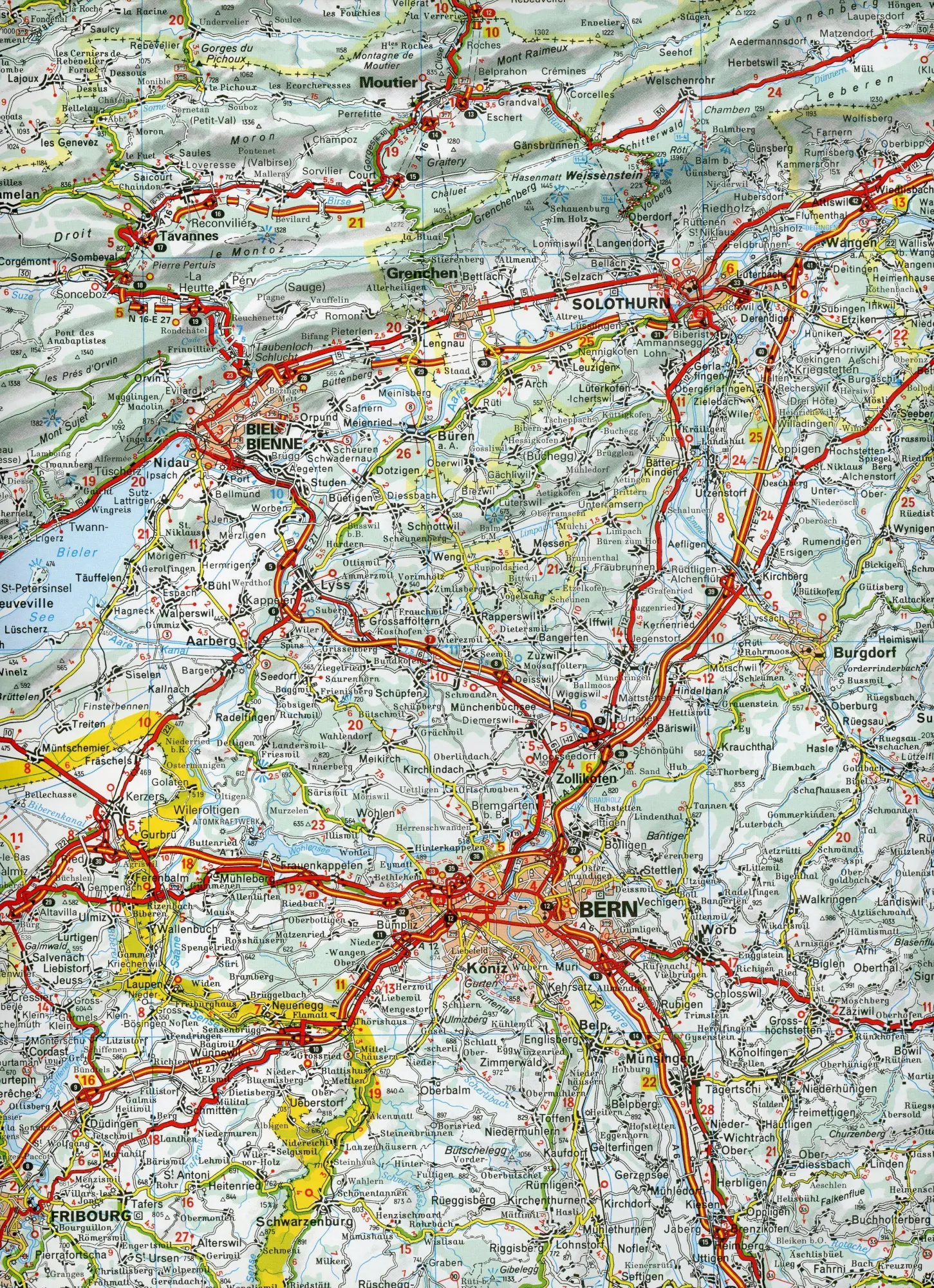 Bild: 9782067251151 | Michelin Schweiz Süd-West | Straßen- und Tourismuskarte 1:200.000