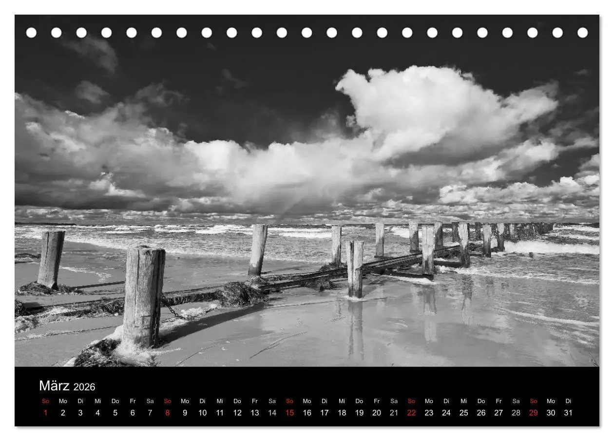Bild: 9783516083651 | Strandspaziergang an der Ostsee (Tischkalender 2026 DIN A5 quer),...