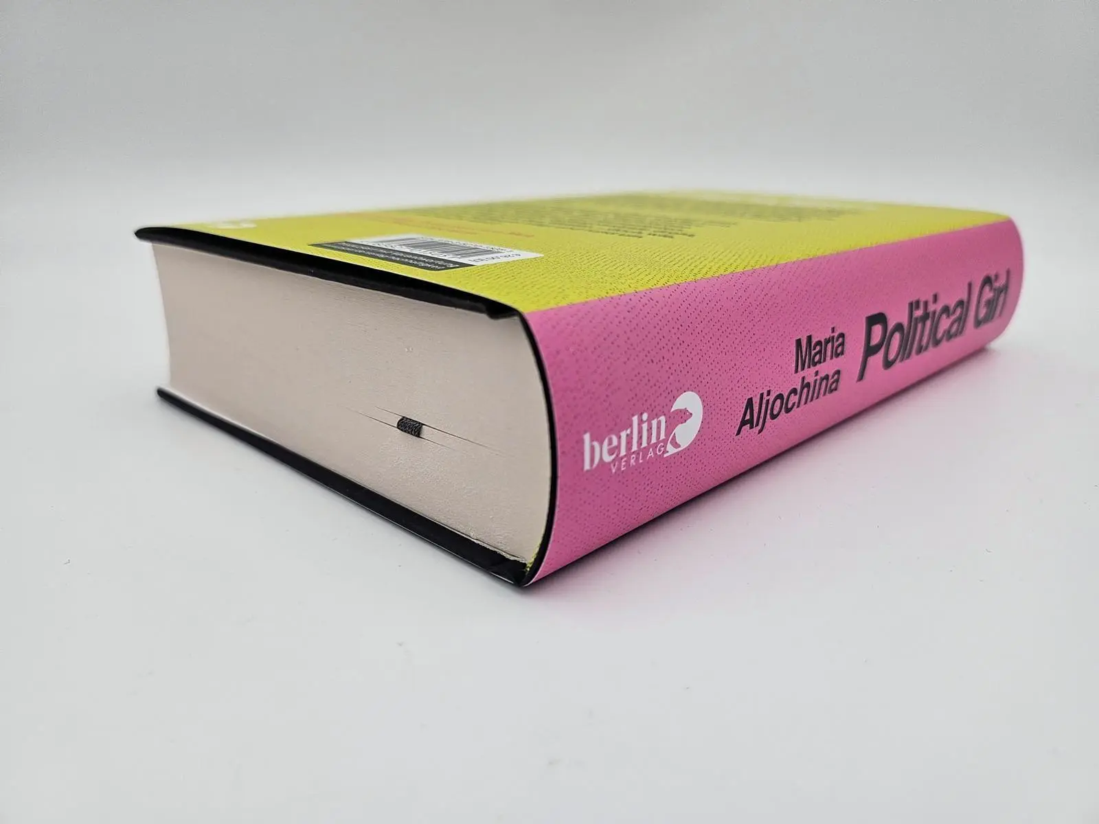 Bild: 9783827015051 | Political Girl | Pussy Riot - Leben und Schicksal in Putins Russland