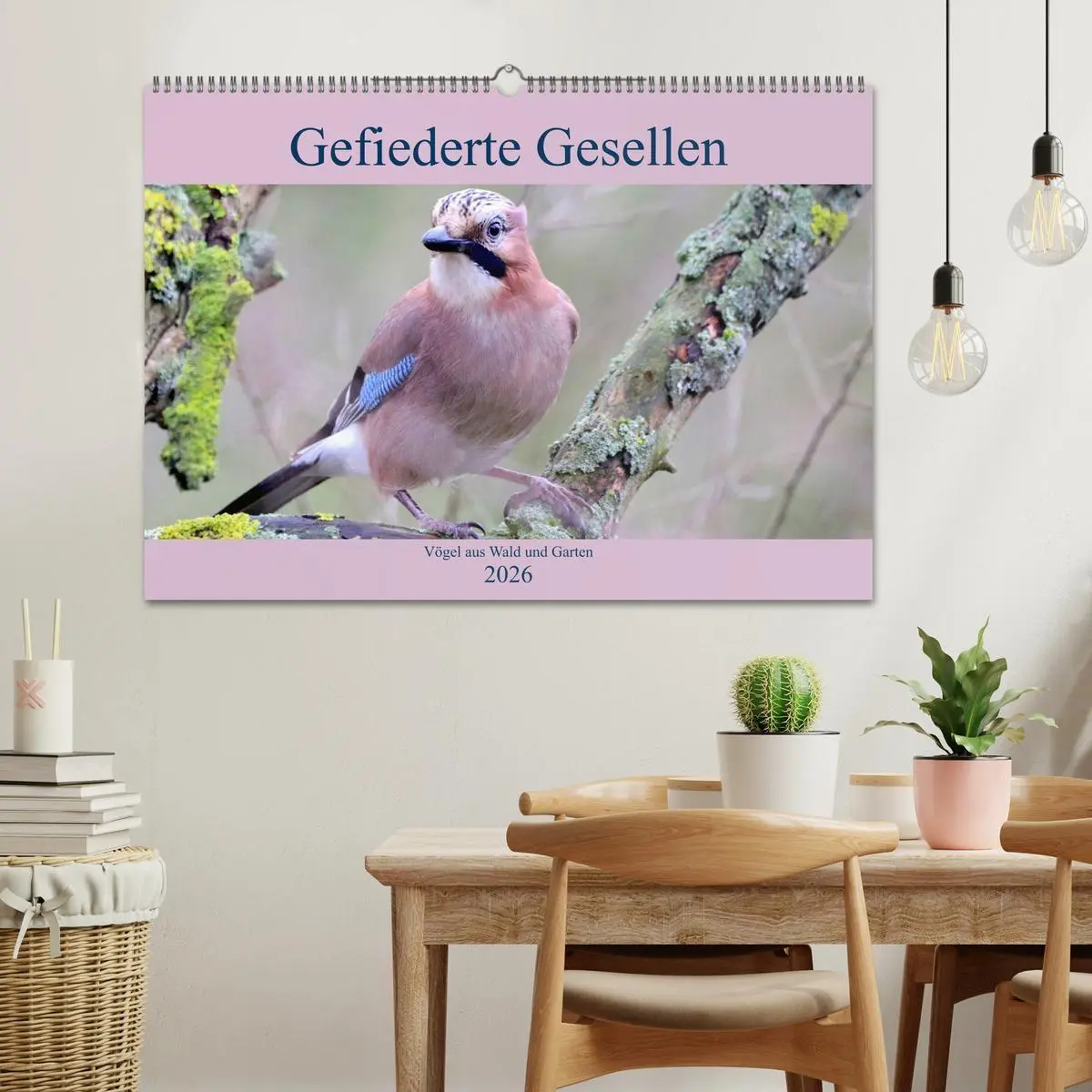 Bild: 9783457916551 | Gefiederte Gesellen - Vögel aus Wald und Garten (Wandkalender 2026...