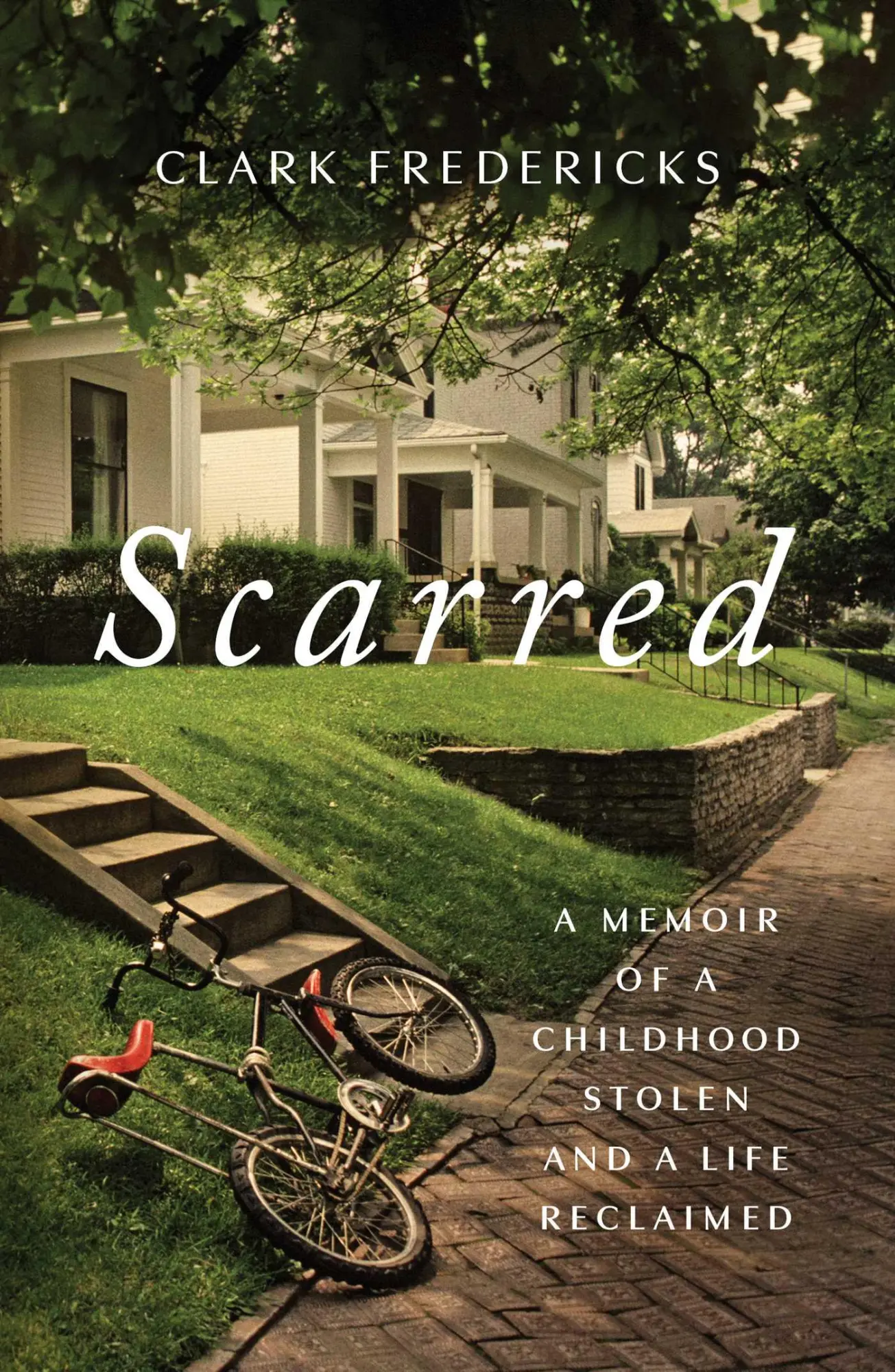Cover: 9781668018651 | Scarred | A Memoir of a Childhood Stolen and a Life Reclaimed | Buch