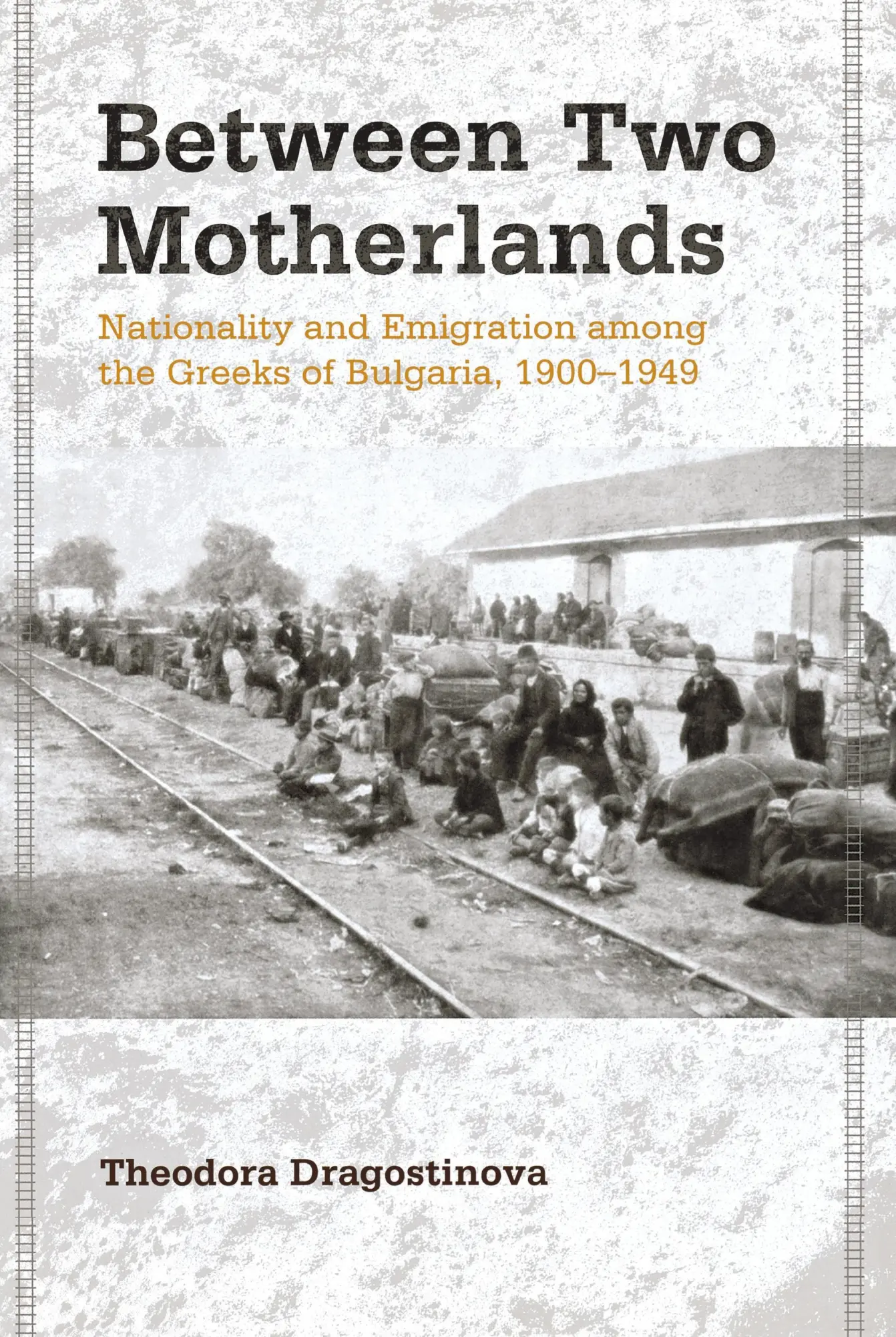 Cover: 9780801449451 | Between Two Motherlands – Nationality and Emigration among the...