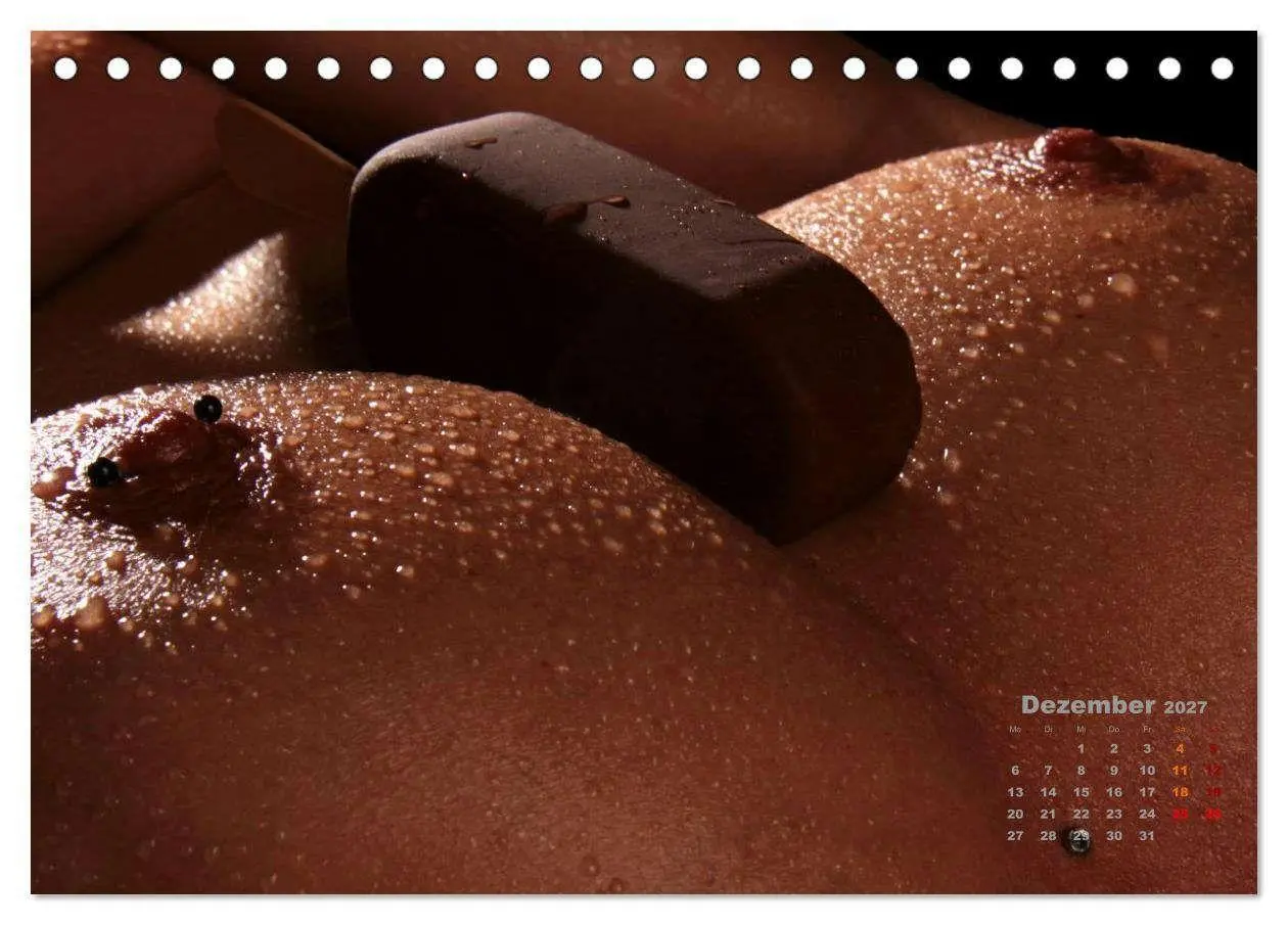 Bild: 9783516781052 | Glanzperlen - Wassertropfen auf nackter Haut (Tischkalender 2027...