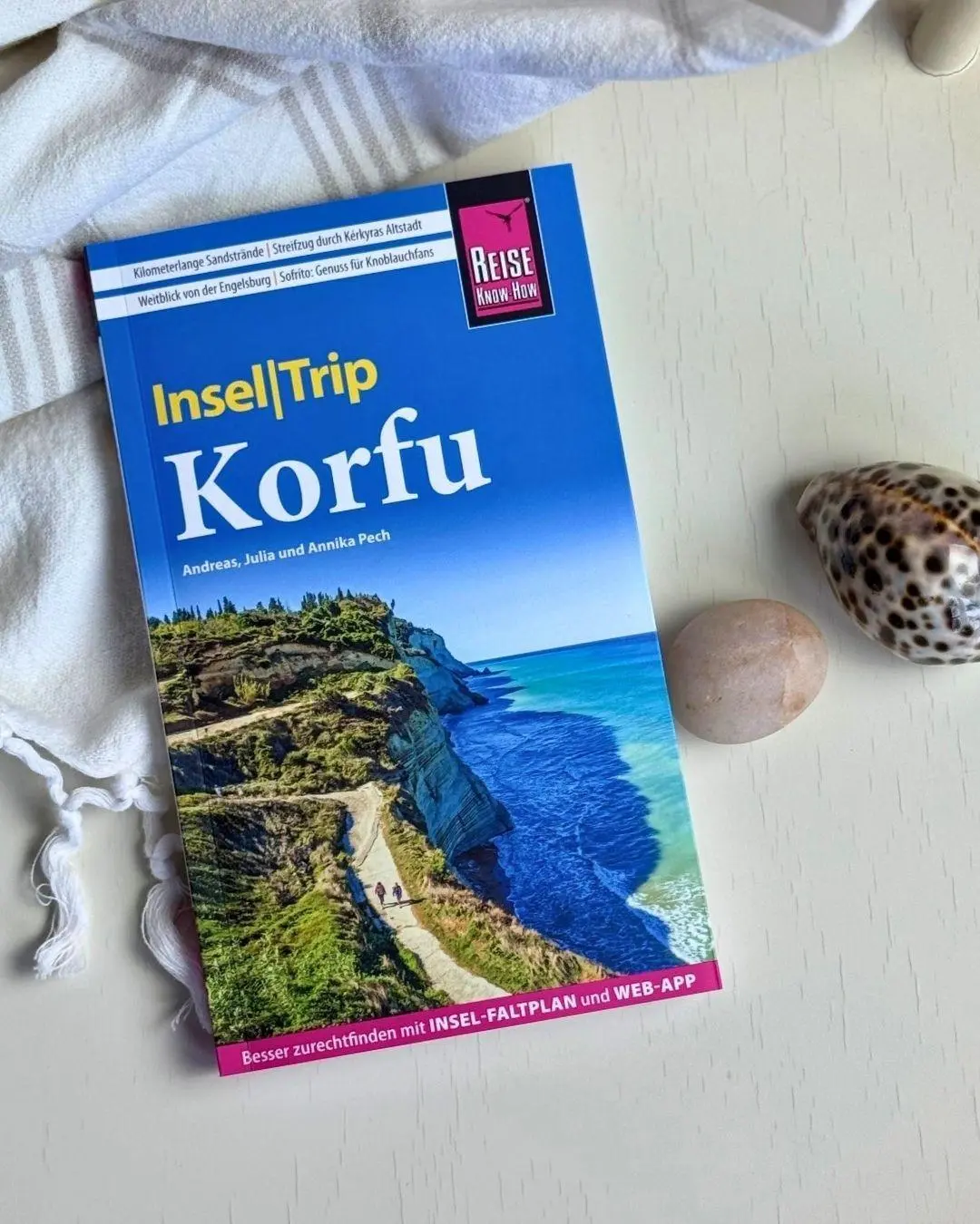 Bild: 9783831781652 | Reise Know-How InselTrip Korfu | Andreas Pech (u. a.) | Taschenbuch