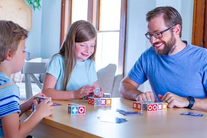 Bild: 842710002352 | FOXMIND - Crazy Cubes | Spiel | Deutsch | 2025 | FoxMind