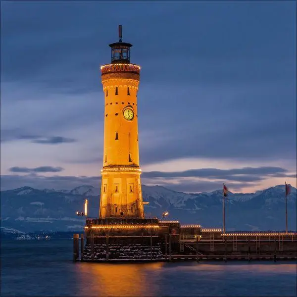 Bild: 9783819303852 | Leuchttürme 2027 | Verlag Korsch | Kalender | 13 S. | Deutsch | 2027