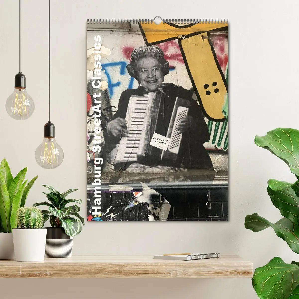 Bild: 9783516384352 | Hamburg StreetArt Classics (Wandkalender 2026 DIN A2 hoch),...