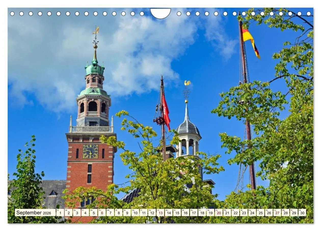 Bild: 9783516656152 | Charmante Stadt - LEER (Wandkalender 2026 DIN A4 quer), CALVENDO...