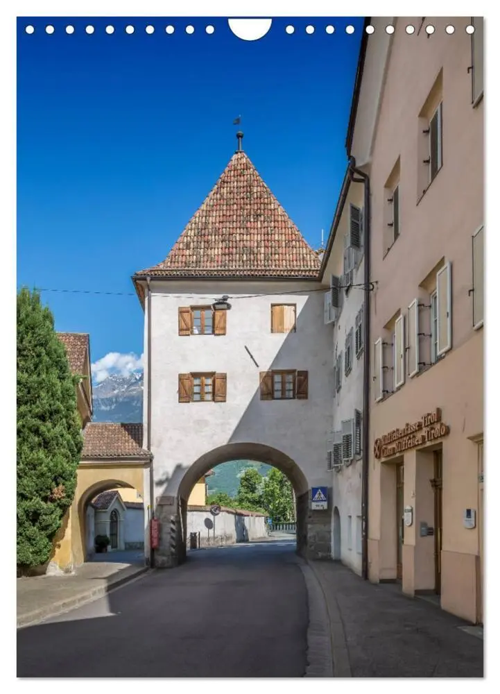 Bild: 9783457002353 | Stadtherz MERAN (Wandkalender 2025 DIN A4 hoch), CALVENDO...