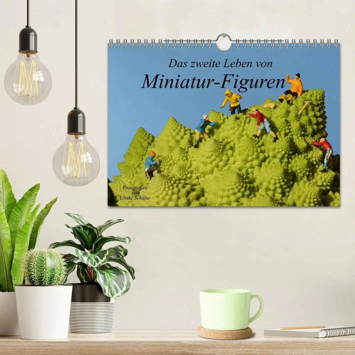Bild: 9783516692853 | Das zweite Leben von Miniatur-Figuren (Wandkalender 2026 DIN A4...