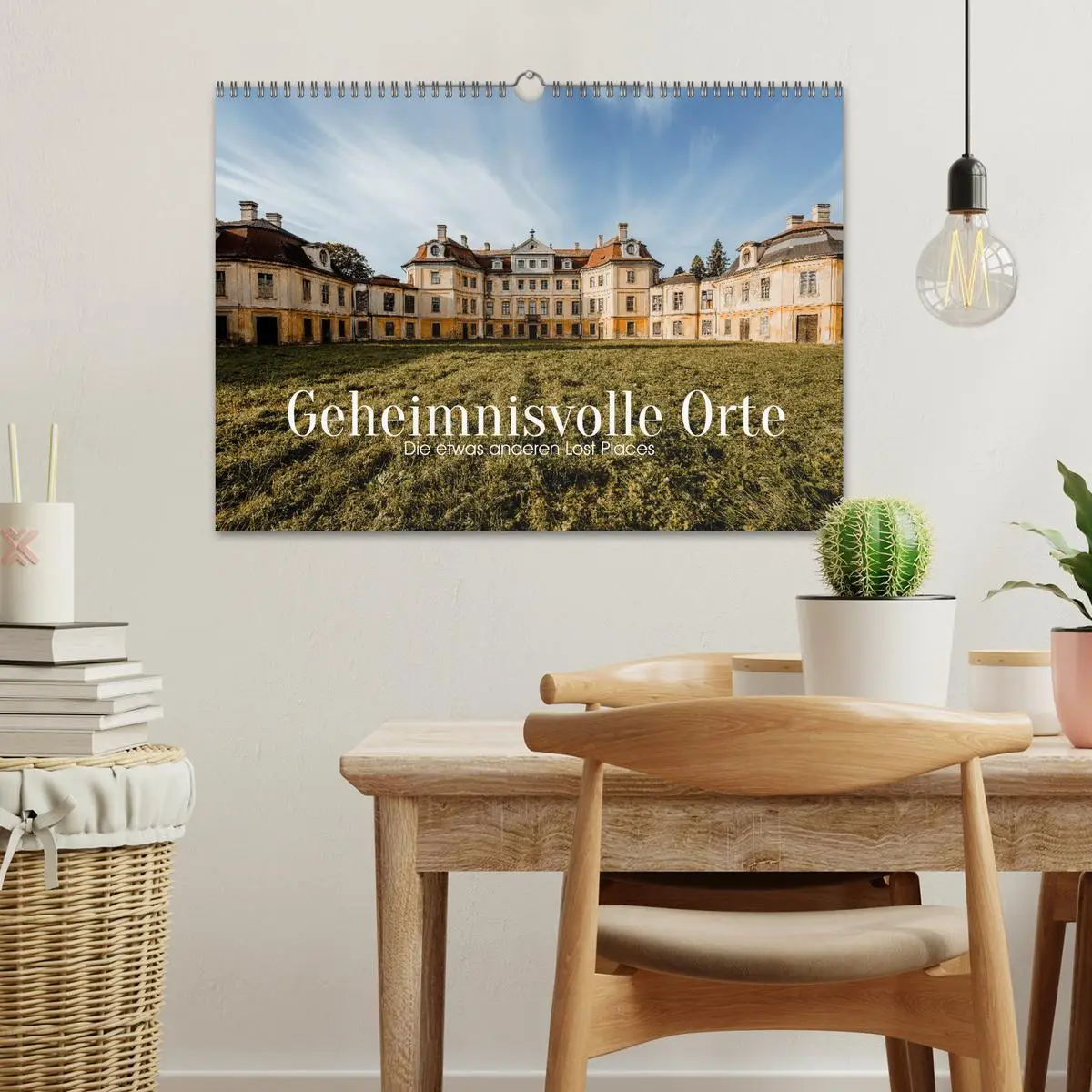 Bild: 9783457563953 | Geheimnisvolle Orte - Die etwas anderen Lost Places (Wandkalender...