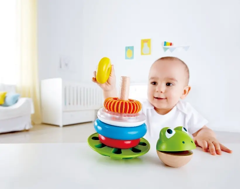 Bild: 6943478024953 | Hape Stapel Frosch | In Kartonage mit Plastiksichtfenster | E0457