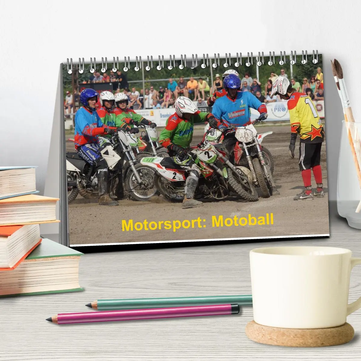 Bild: 9783516105353 | Motorsport: Motoball (Tischkalender 2026 DIN A5 quer), CALVENDO...
