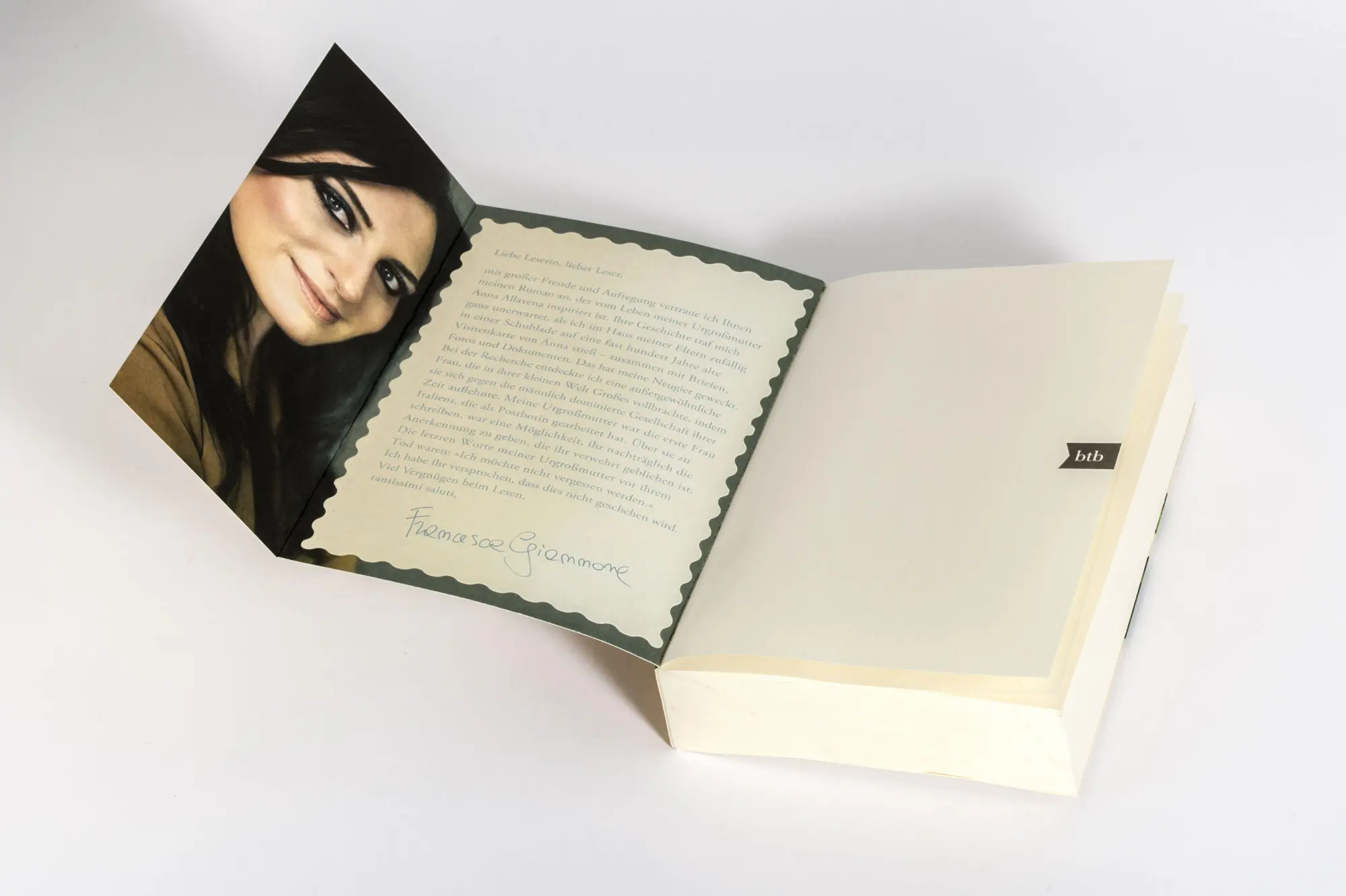 Bild: 9783442776153 | Die Briefträgerin | Francesca Giannone | Taschenbuch | 512 S. | 2026