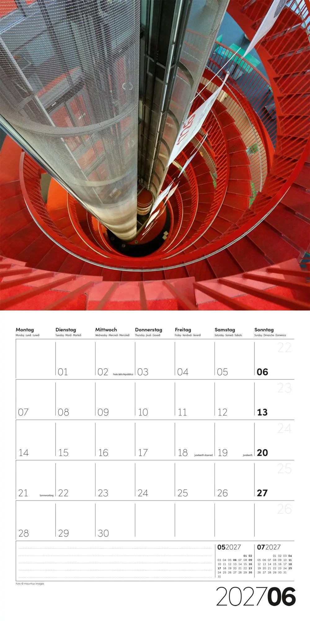Bild: 9783838447353 | Die Farbe Rot Kalender 2027 - 30x30 - Art12 | GmbH | Kalender | 28 S.