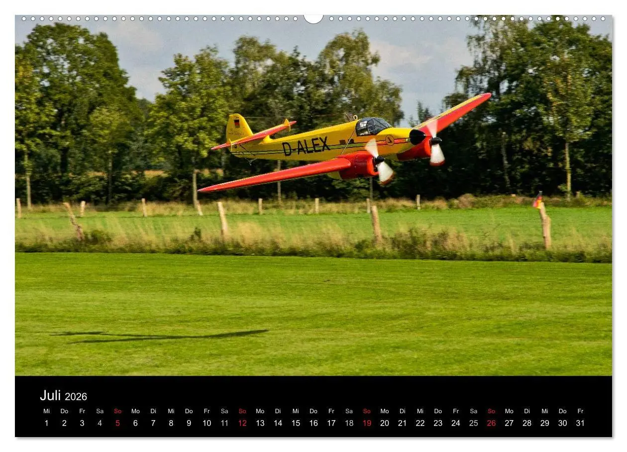 Bild: 9783516108453 | Modellflieger / CH-Version (hochwertiger Premium Wandkalender 2026...
