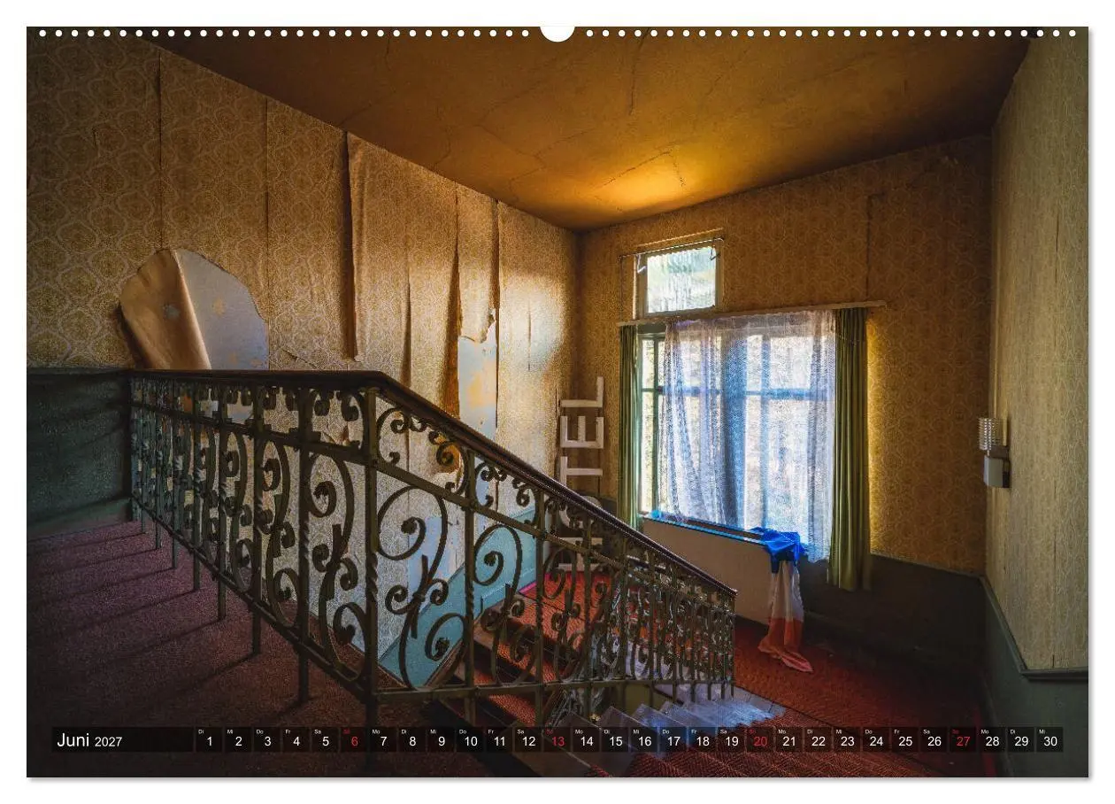 Bild: 9783569588653 | Faszination - Lost Places (Wandkalender 2027 DIN A2 quer), CALVENDO...