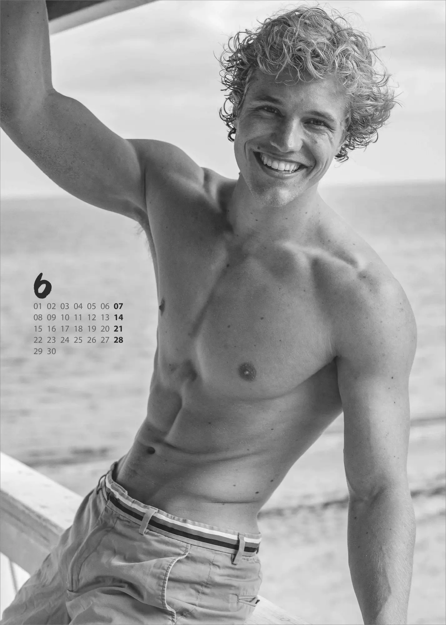 Bild: 4069095008953 | Männer - Wandkalender mit 12 Fotografien im Format 50 x 70 | Kalender