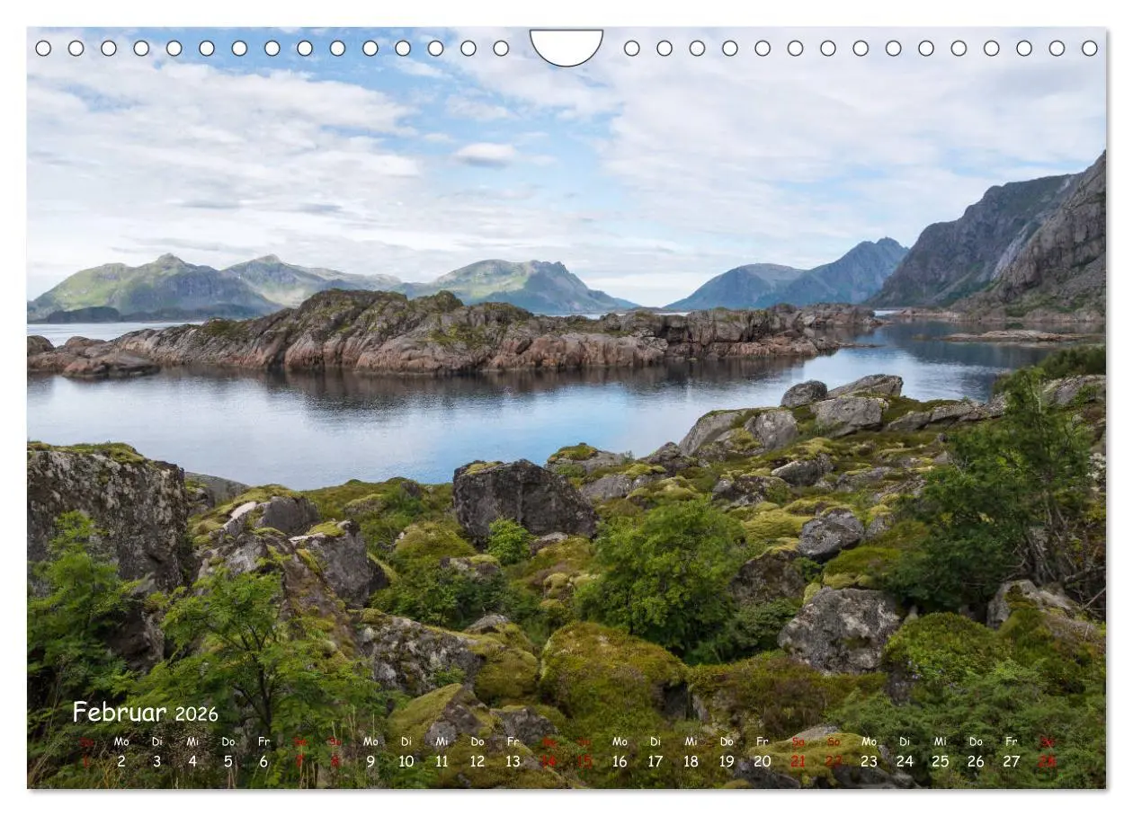 Bild: 9783457879153 | VESTERALEN UND LOFOTEN - Inselparadies im Eismeer (Wandkalender...