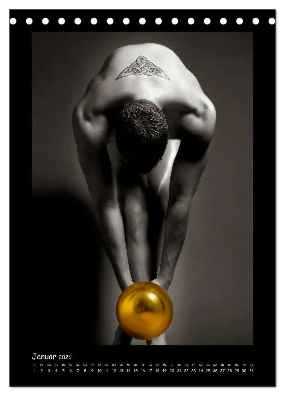 Bild: 9783516349153 | Golden Ball Männerakte exquisit (Tischkalender 2026 DIN A5 hoch),...