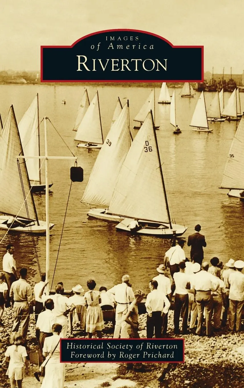 Cover: 9781540251954 | Riverton | Historical Society of Riverton | Buch | Images of America