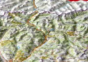 Bild: 4280000002754 | Reliefpostkarte Südtirol | André Markgraf (u. a.) | Taschenbuch | 2012