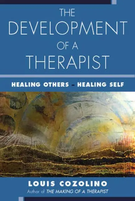Cover: 9780393713954 | The Development of a Therapist | Healing Others - Healing Self | Buch