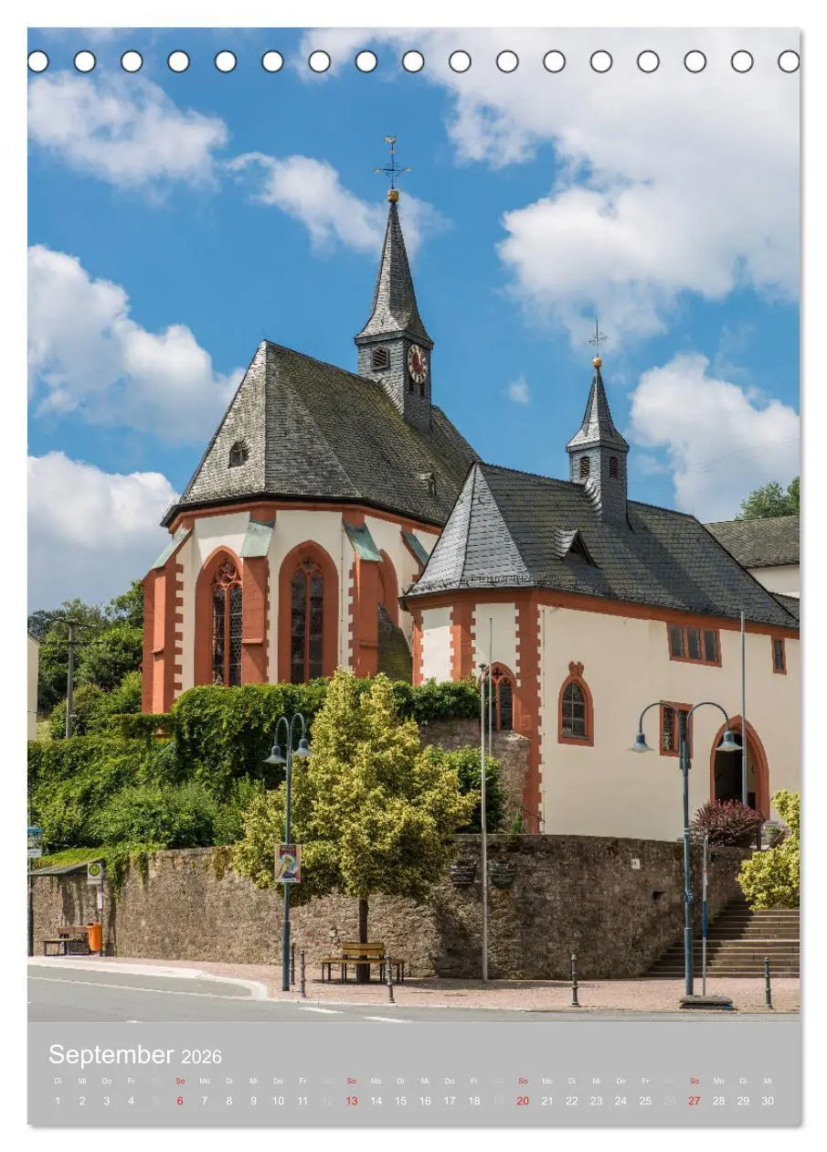 Bild: 9783516424454 | Kirchentürme in Franken (Tischkalender 2026 DIN A5 hoch), CALVENDO...