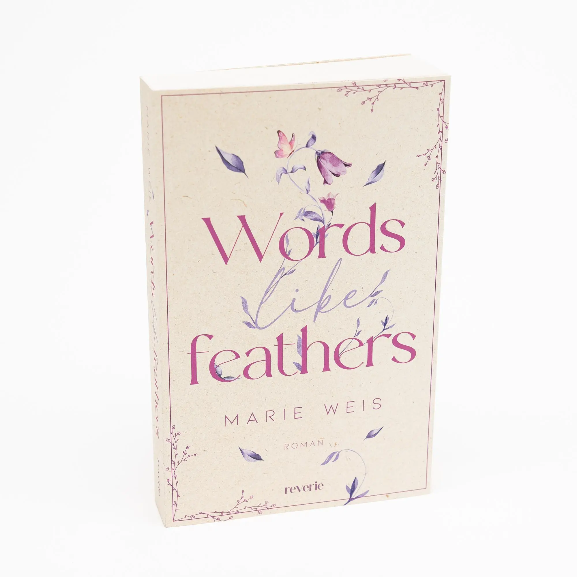 Bild: 9783745704754 | Words Like Feathers | Marie Weis | Taschenbuch | 416 S. | Deutsch