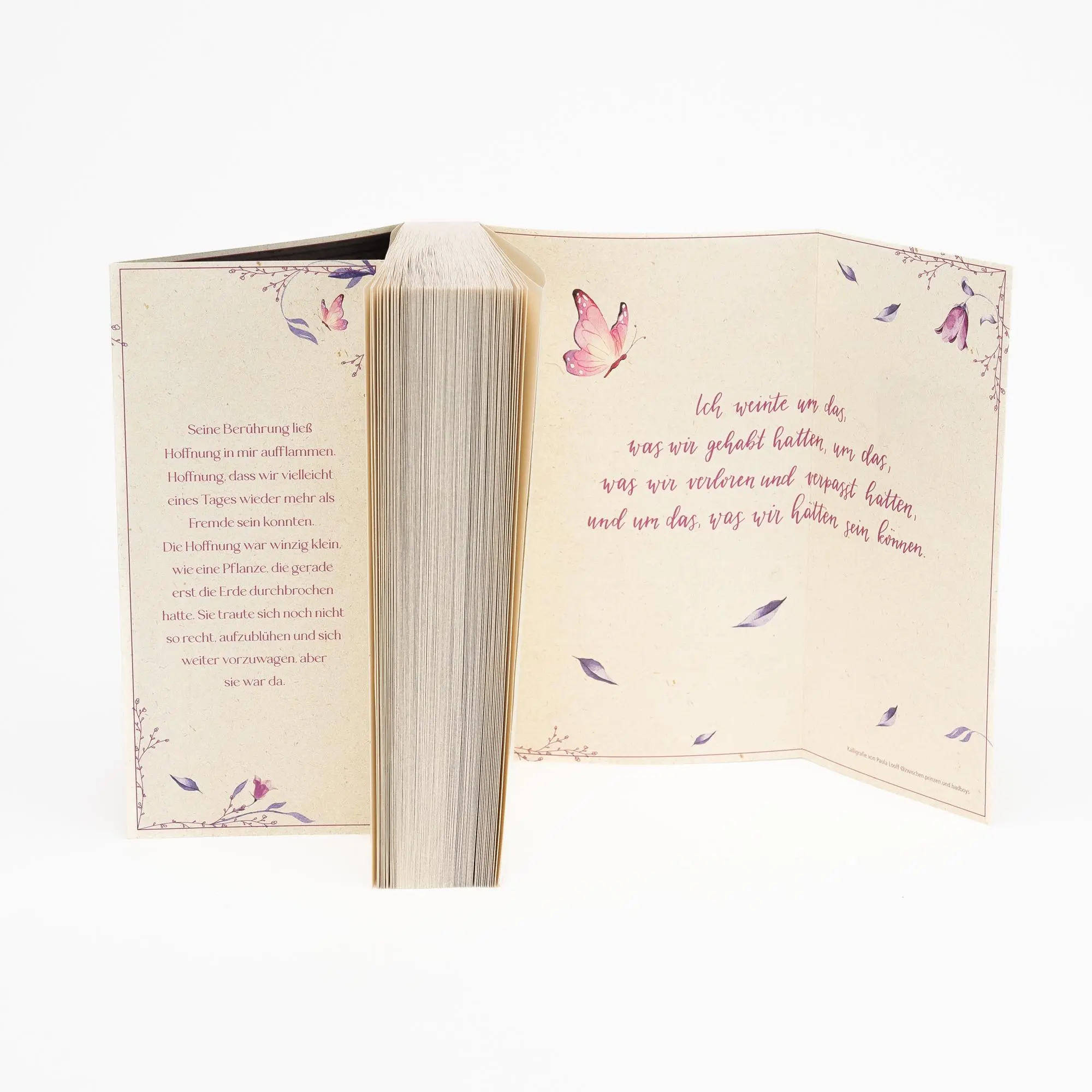 Bild: 9783745704754 | Words Like Feathers | Marie Weis | Taschenbuch | 416 S. | Deutsch