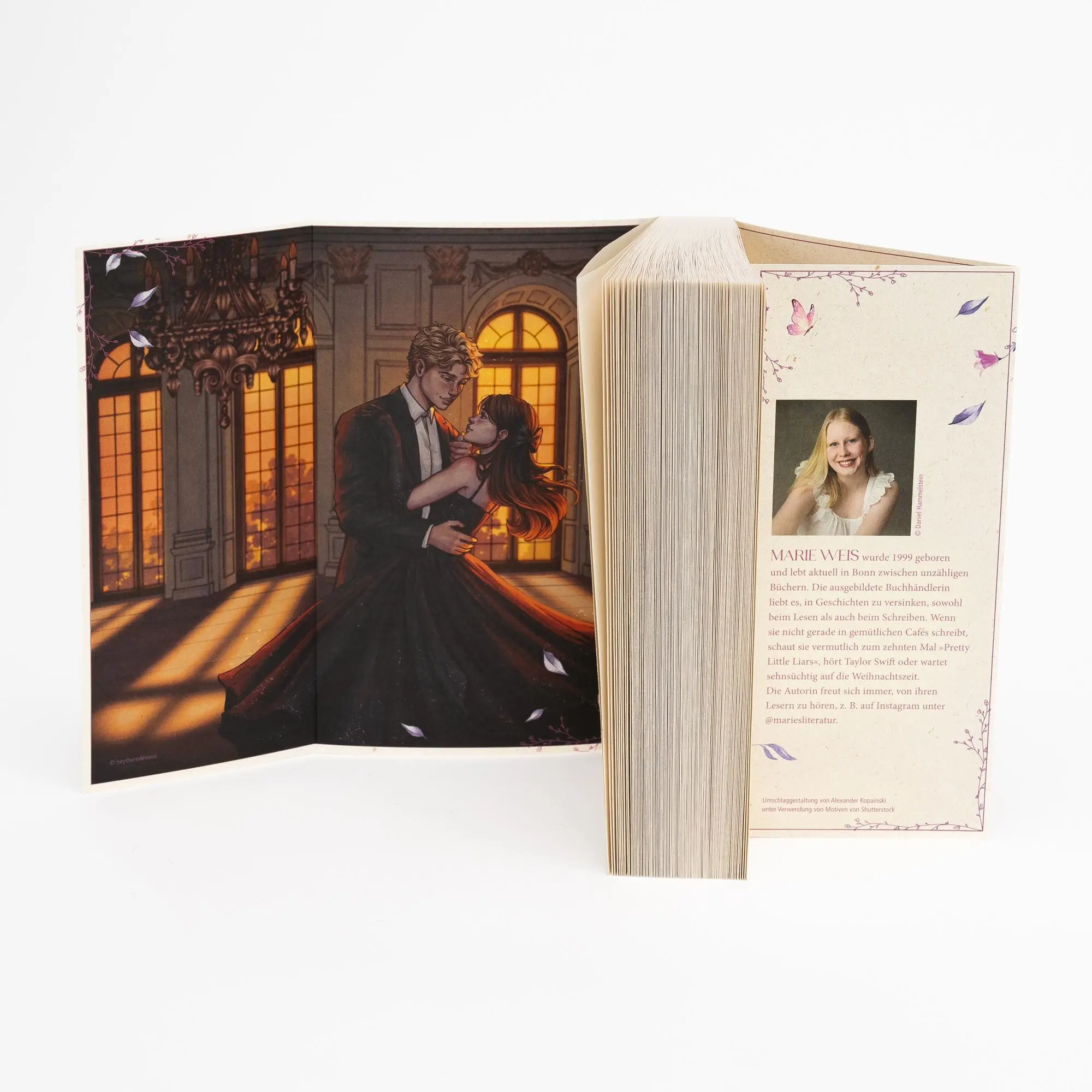 Bild: 9783745704754 | Words Like Feathers | Marie Weis | Taschenbuch | 416 S. | Deutsch