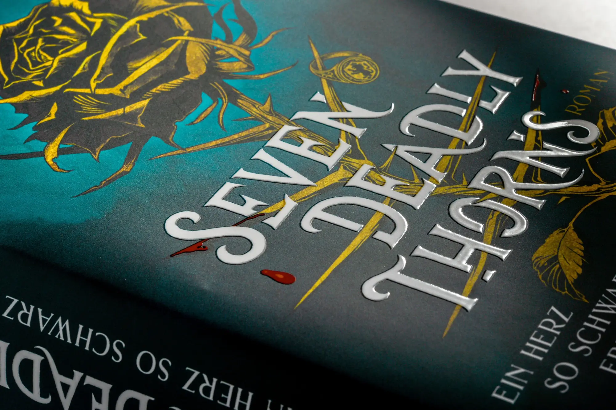 Bild: 9783453275454 | Seven Deadly Thorns - Ein Herz so schwarz wie Ebenholz | Hamilton