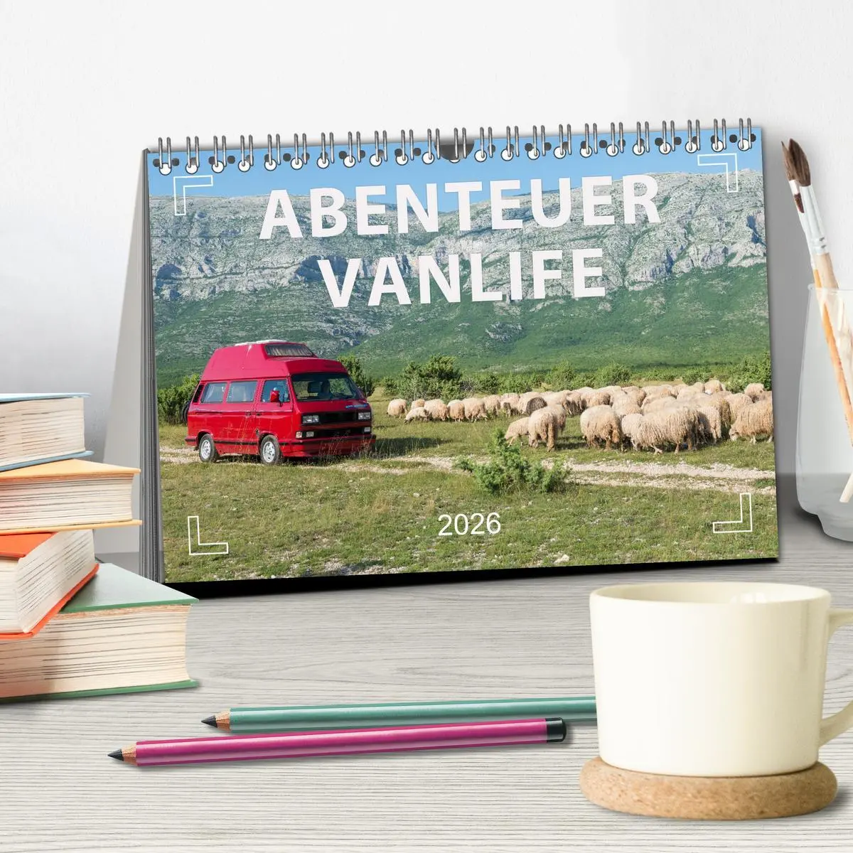 Bild: 9783457576854 | Abenteuer Vanlife - Glücklich unterwegs (Tischkalender 2026 DIN A5...