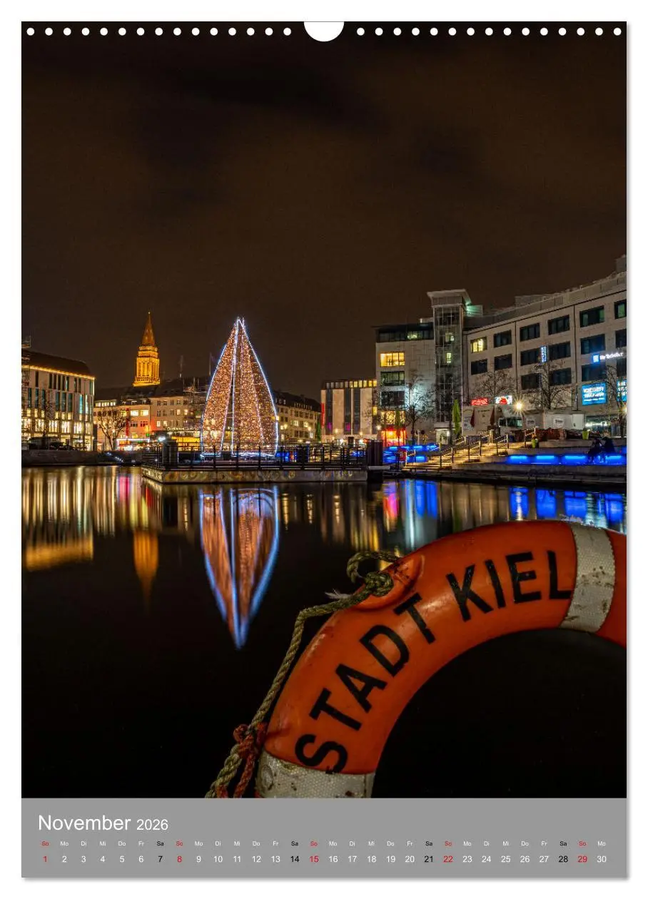 Bild: 9783516367454 | Kiel im Dunkeln. (Wandkalender 2026 DIN A3 hoch), CALVENDO...