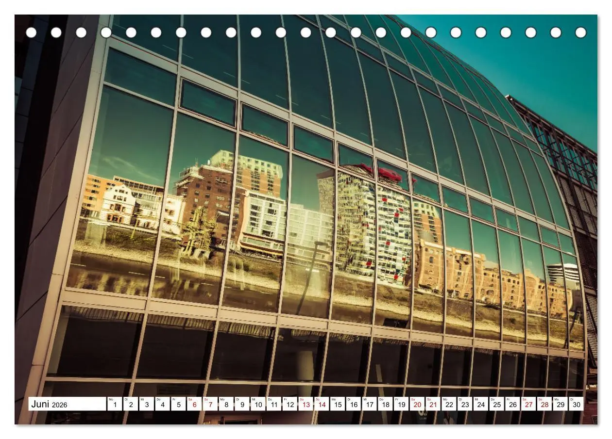 Bild: 9783457568354 | Düsseldorf Medienhafen (Tischkalender 2026 DIN A5 quer), CALVENDO...