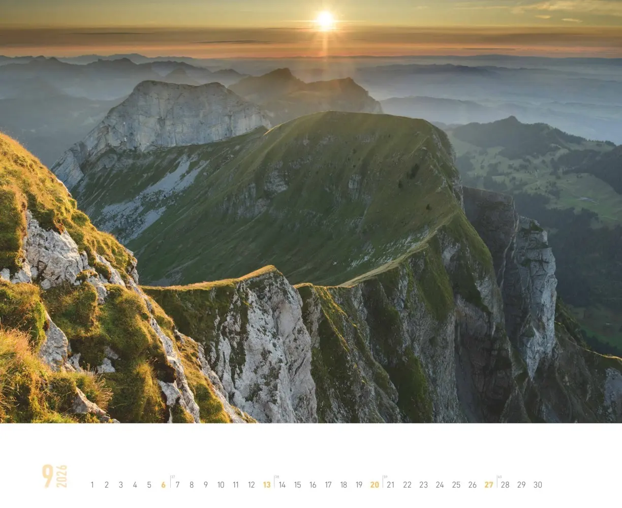 Bild: 4069095000155 | Alpha Edition - Faszinierende Berge 2026 - Wandkalender 52×42,5 cm...