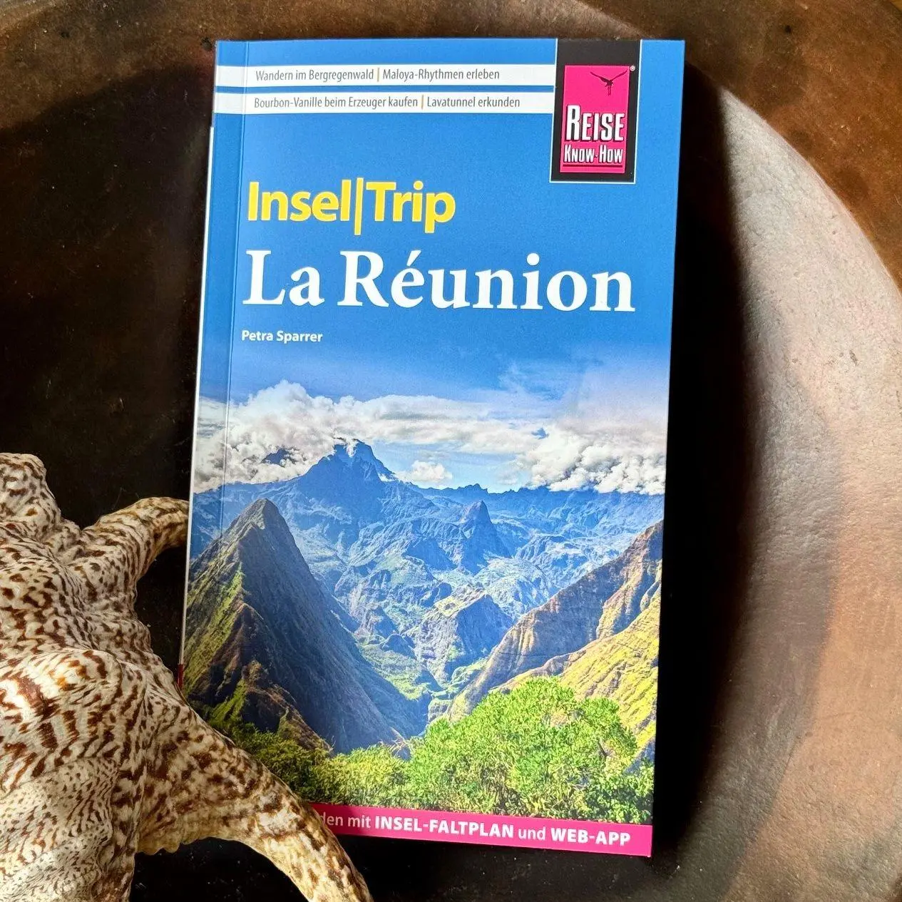 Bild: 9783831780655 | Reise Know-How InselTrip La Réunion | Petra Sparrer | Taschenbuch