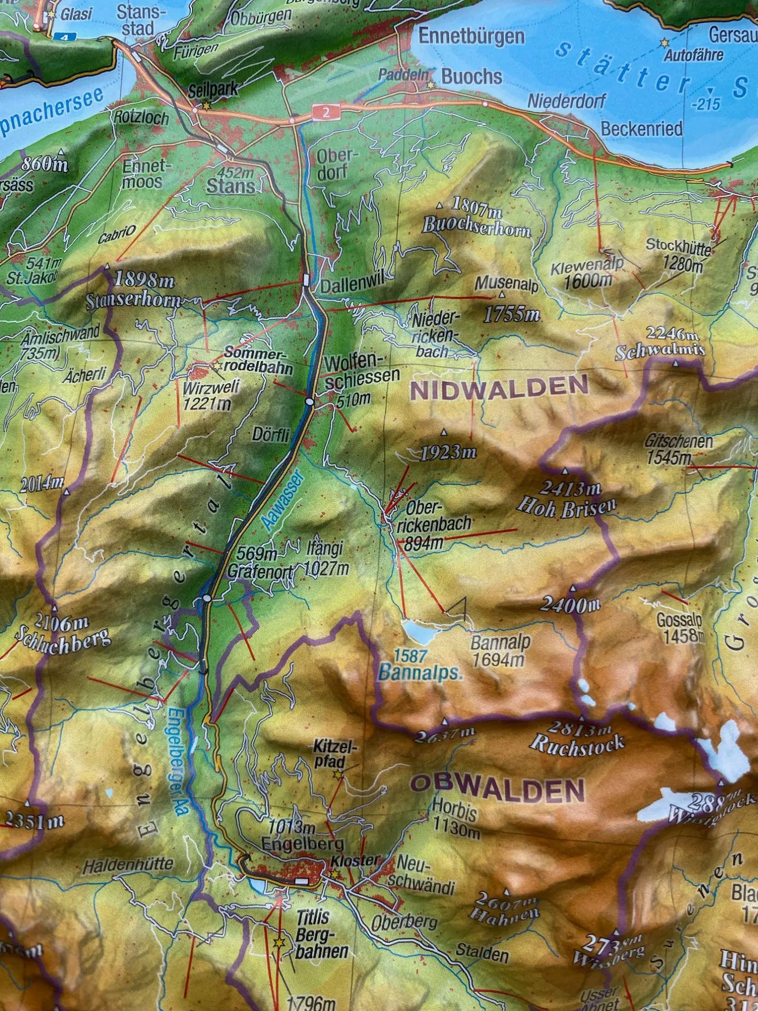 Bild: 4251405901355 | Relief Zentralschweiz klein 1:200.000 Holzrahmen | Markgraf (u. a.)