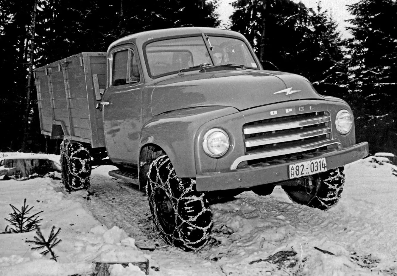 Bild: 9783751611855 | Jahrbuch Opel 2026 | Eckhart Bartels | Taschenbuch | 144 S. | Deutsch